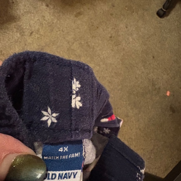 Old Navy Flannel Santa PJ shorts size 4x - Picture 3 of 3